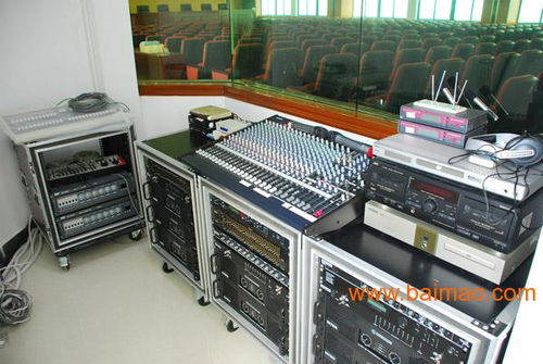 專業露天舞臺與燈光音響設備出租服務